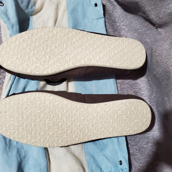 Toms Black Canvas size 9.5 - Picture 3 of 3